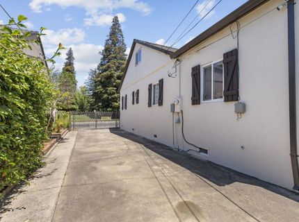 5652 Broadway, Sacramento, CA 95820 Photo