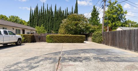 5652 Broadway, Sacramento, CA 95820 Photo