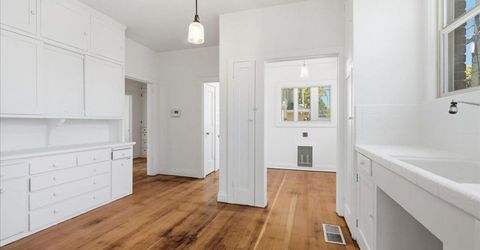 816 Alhambra Blvd, Sacramento, CA 95816 Photo