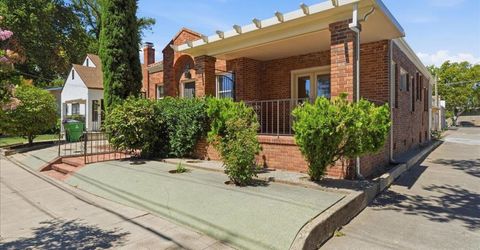 816 Alhambra Blvd, Sacramento, CA 95816 Photo
