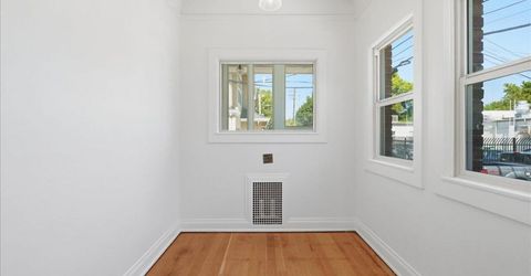 816 Alhambra Blvd, Sacramento, CA 95816 Photo