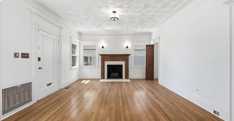 816 Alhambra Blvd, Sacramento, CA 95816 Photo