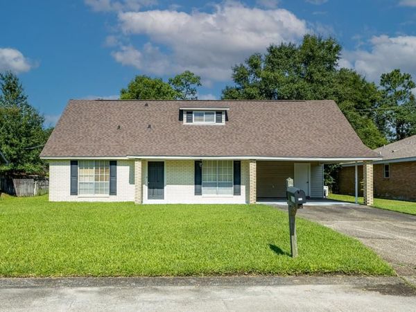 111 MELODY Lane, Slidell, LA 70458