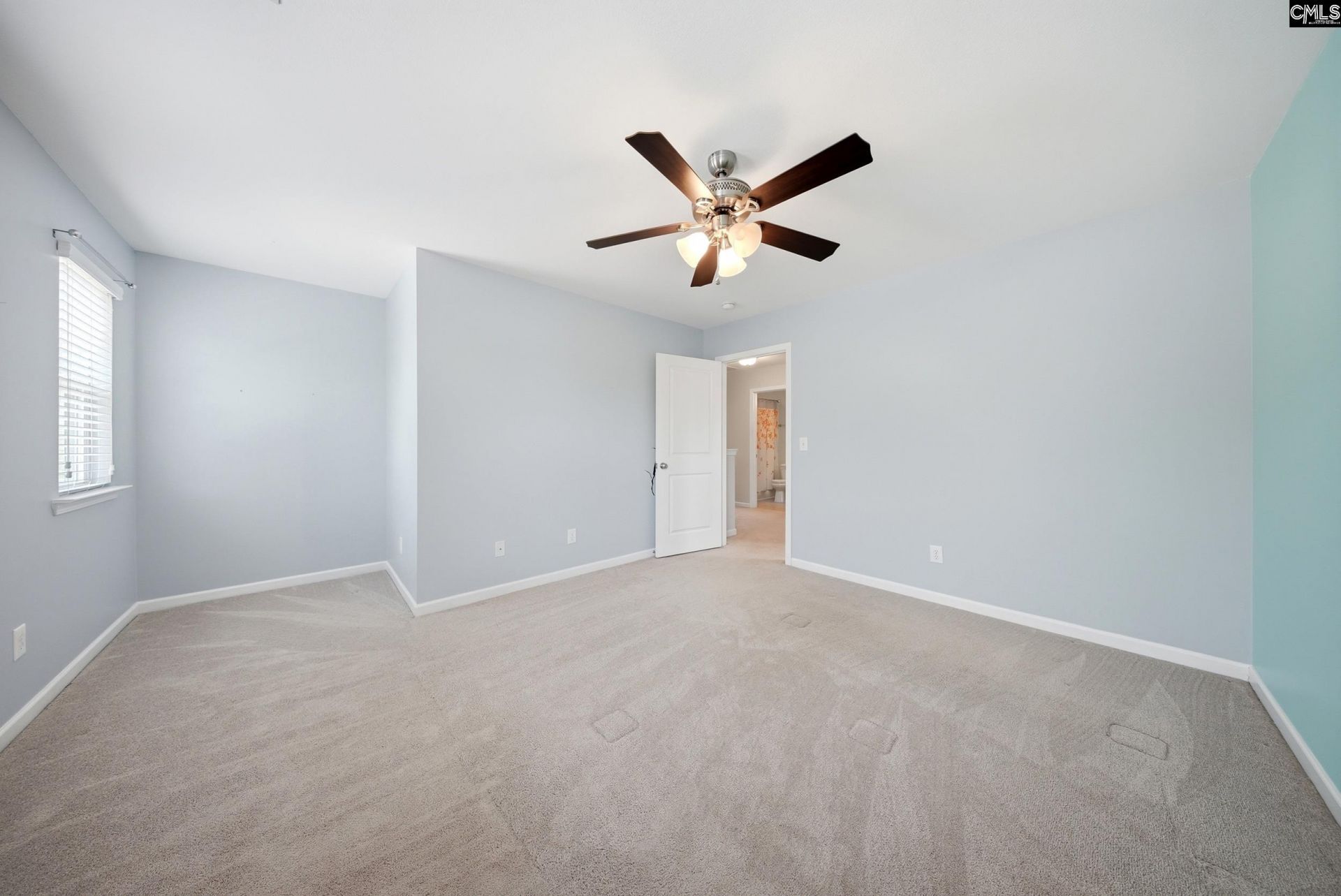 426 Drooping Leaf Road  Photo 18
