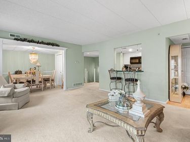 10100 CENTENNIAL STATION, WARMINSTER, PA 18974