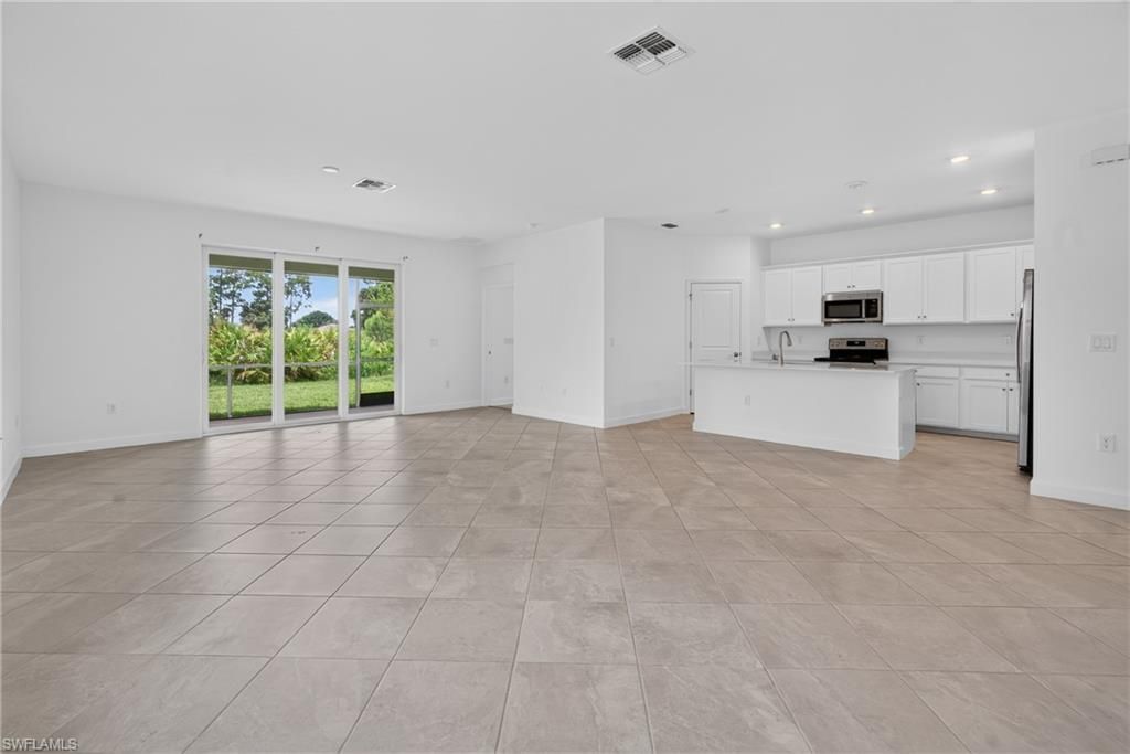 9156 Leatherwood Loop , Lehigh Acres, FL 33936 Photo