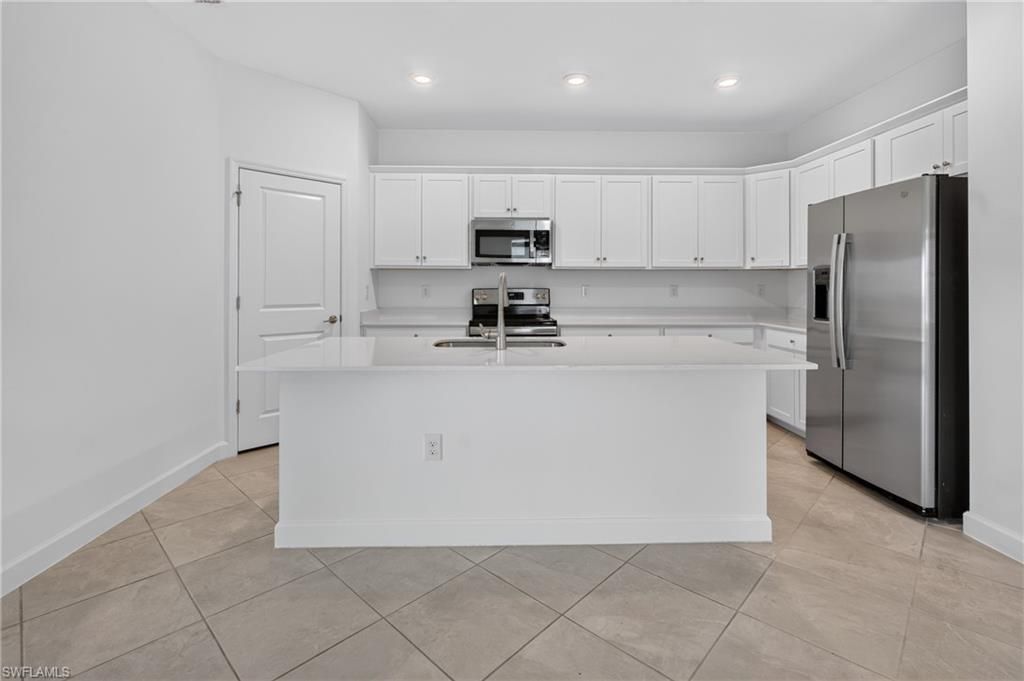 9156 Leatherwood Loop , Lehigh Acres, FL 33936 Photo