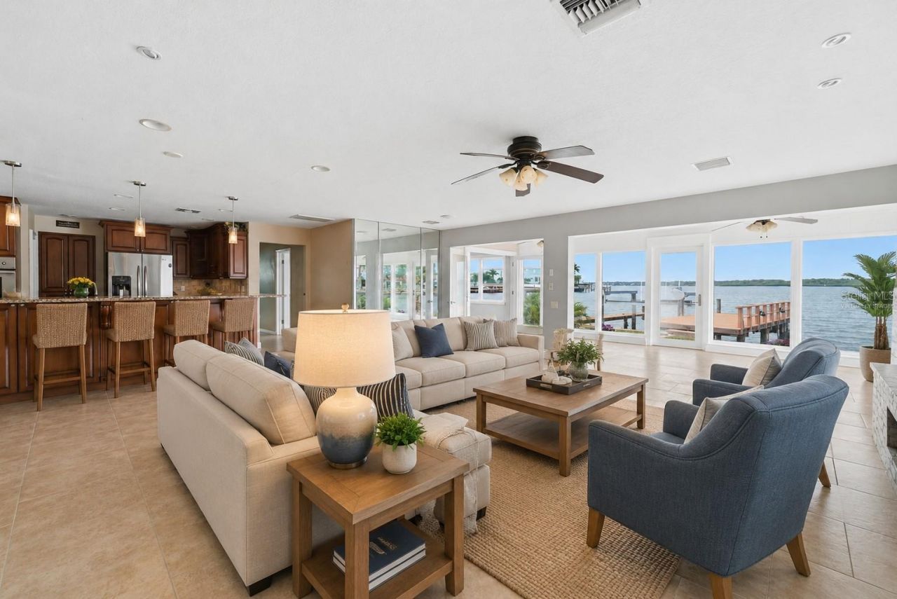 16115 4th Street E, Redington Beach, FL 33708 Photo