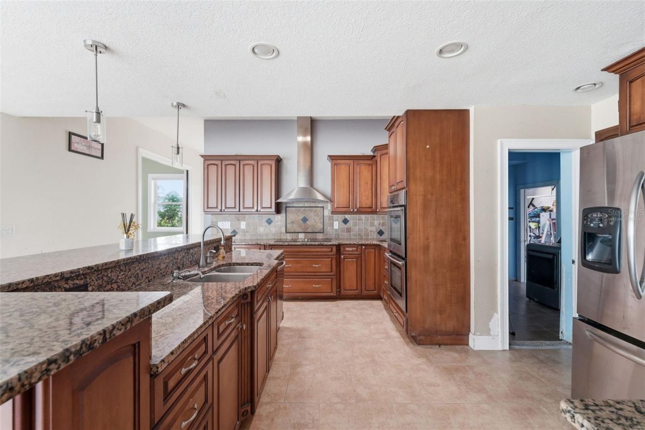 16115 4th Street E, Redington Beach, FL 33708 Photo