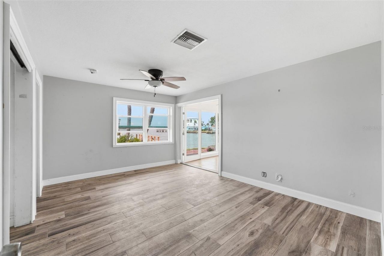 16115 4th Street E, Redington Beach, FL 33708 Photo