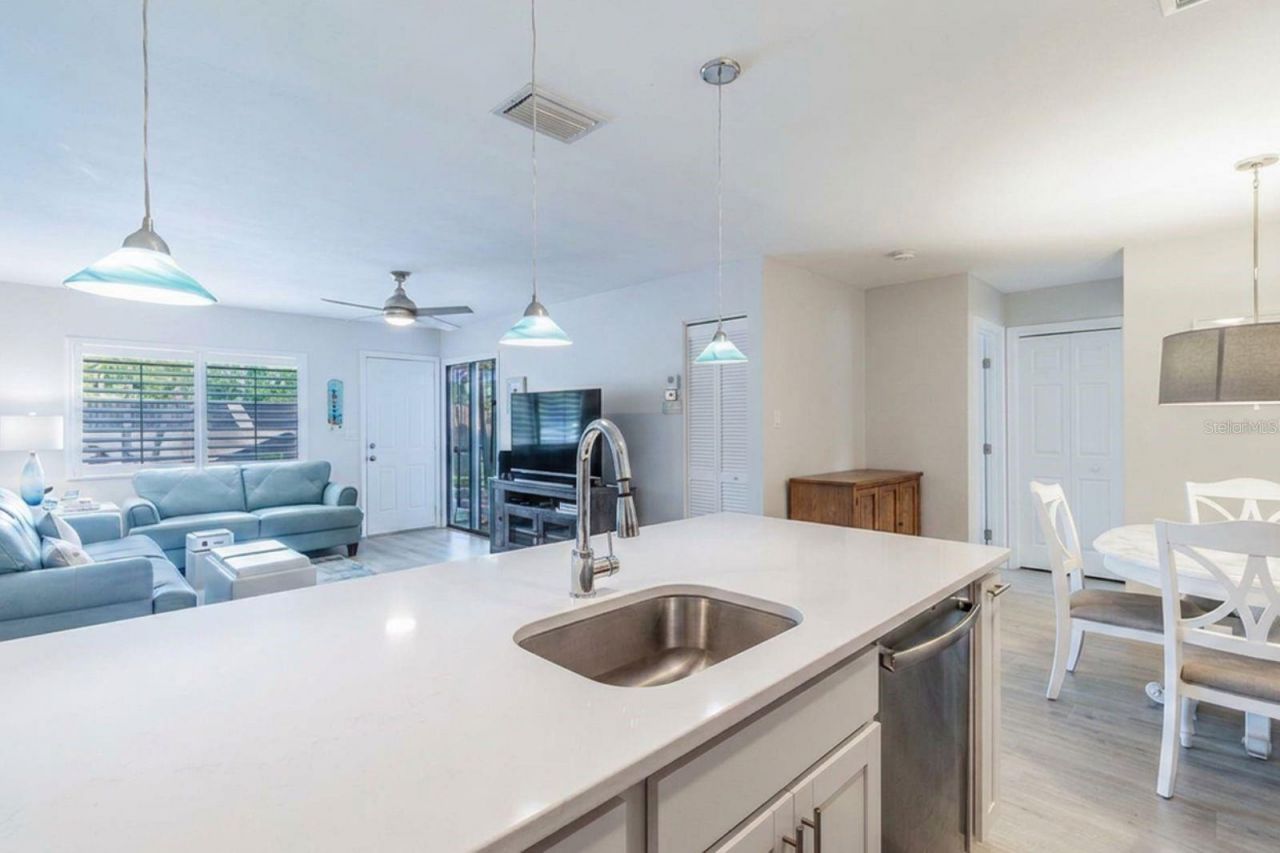 2724 72nd Street W, Unit 2010, Bradenton, FL 34209 Photo