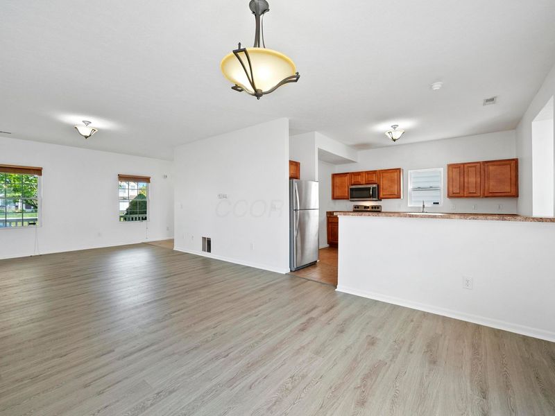 4035 Redroyal Avenue , Columbus, OH 43230 Photo 13