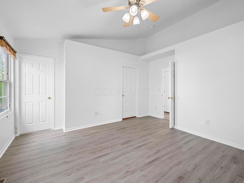 4035 Redroyal Avenue , Columbus, OH 43230 Photo 24