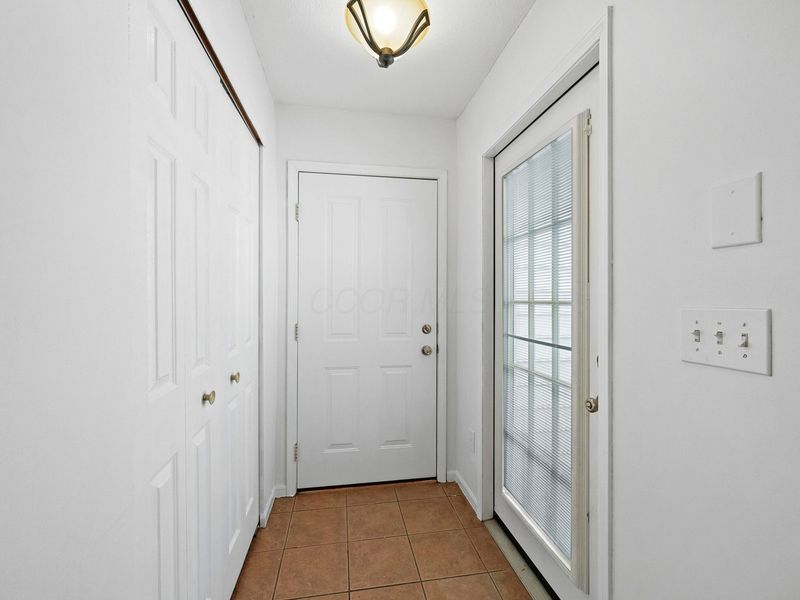 4035 Redroyal Avenue , Columbus, OH 43230 Photo 33