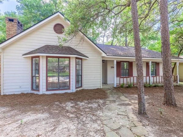 104 Leigh Circle , Daphne, AL 36526