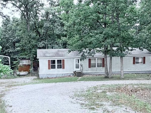 22447 S Stracks Church Road, Wright City, MO 63390