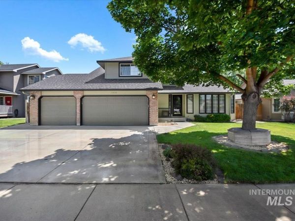 3326 N Linda Vista Ave, Boise, ID 83704