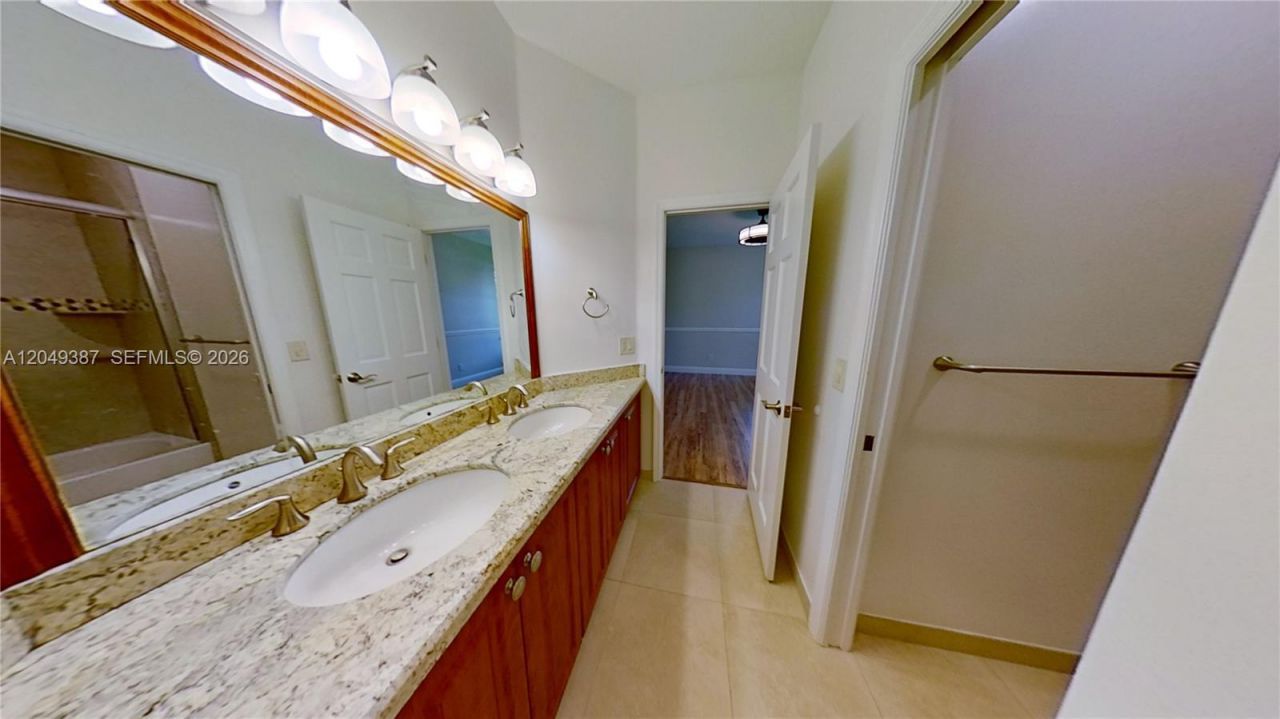 405 Sabal Way , Weston, FL 33326 Photo