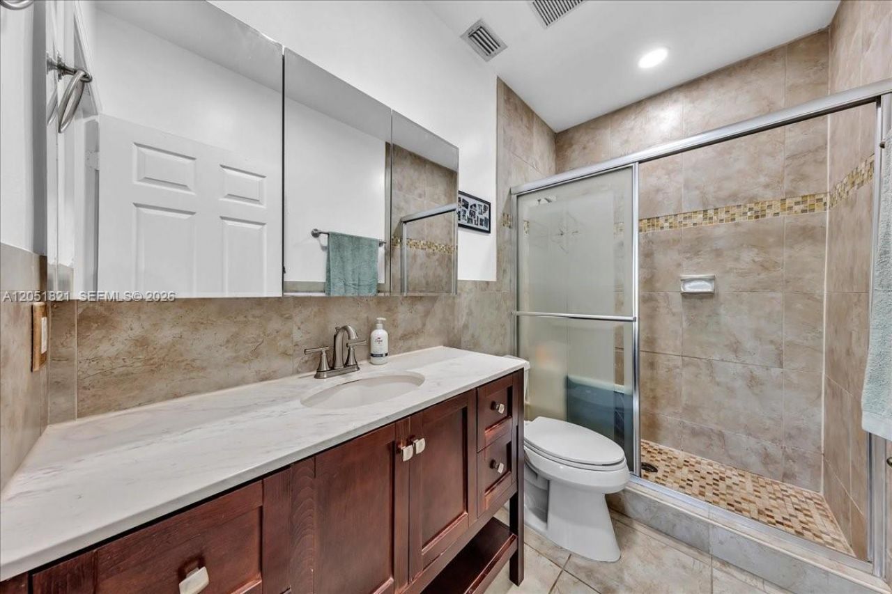 16138 Emerald Cove Rd, Weston, FL 33331 Photo
