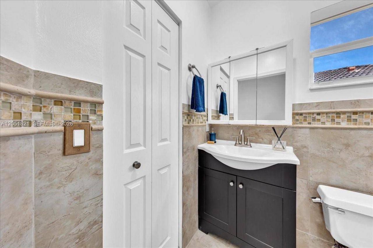 16138 Emerald Cove Rd, Weston, FL 33331 Photo