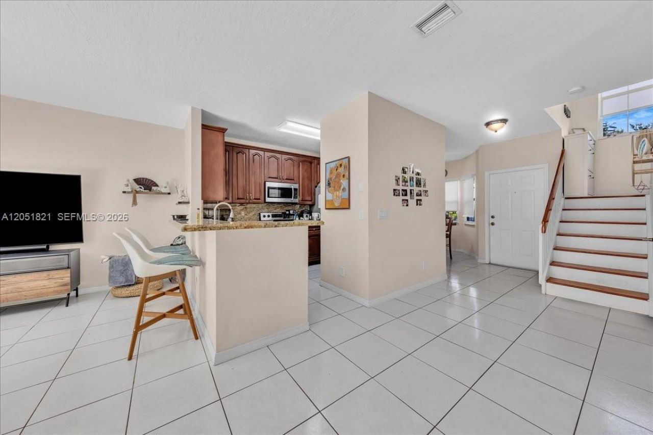 16138 Emerald Cove Rd, Weston, FL 33331 Photo