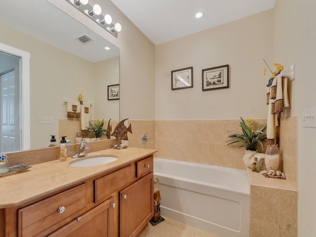 13530 Westport Drive, Unit 102, Sebastian, FL 32958 Photo
