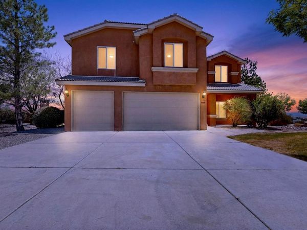 9747 Summer Shower Place NW, Albuquerque, NM 87120