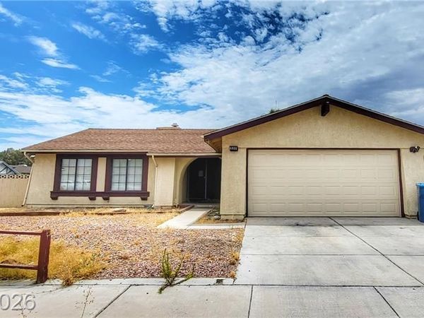 6801 High Bluff Way, Las Vegas, NV 89108