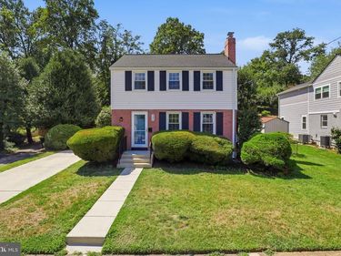 934 N LONGFELLOW STREET, ARLINGTON, VA 22205