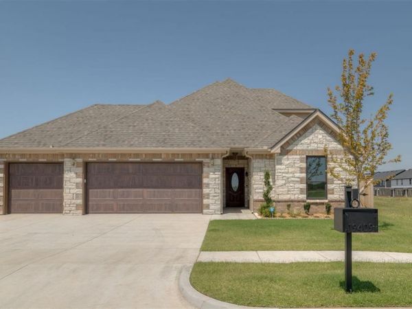 19409 S Country Drive, Edmond, OK 73012