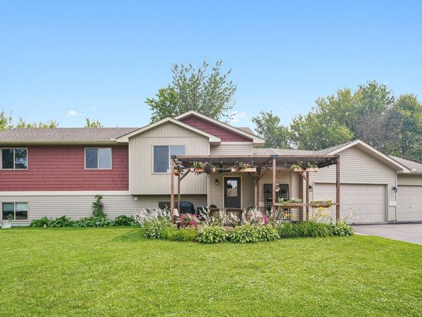 6227 209th Street N, Forest Lake, MN 55025
