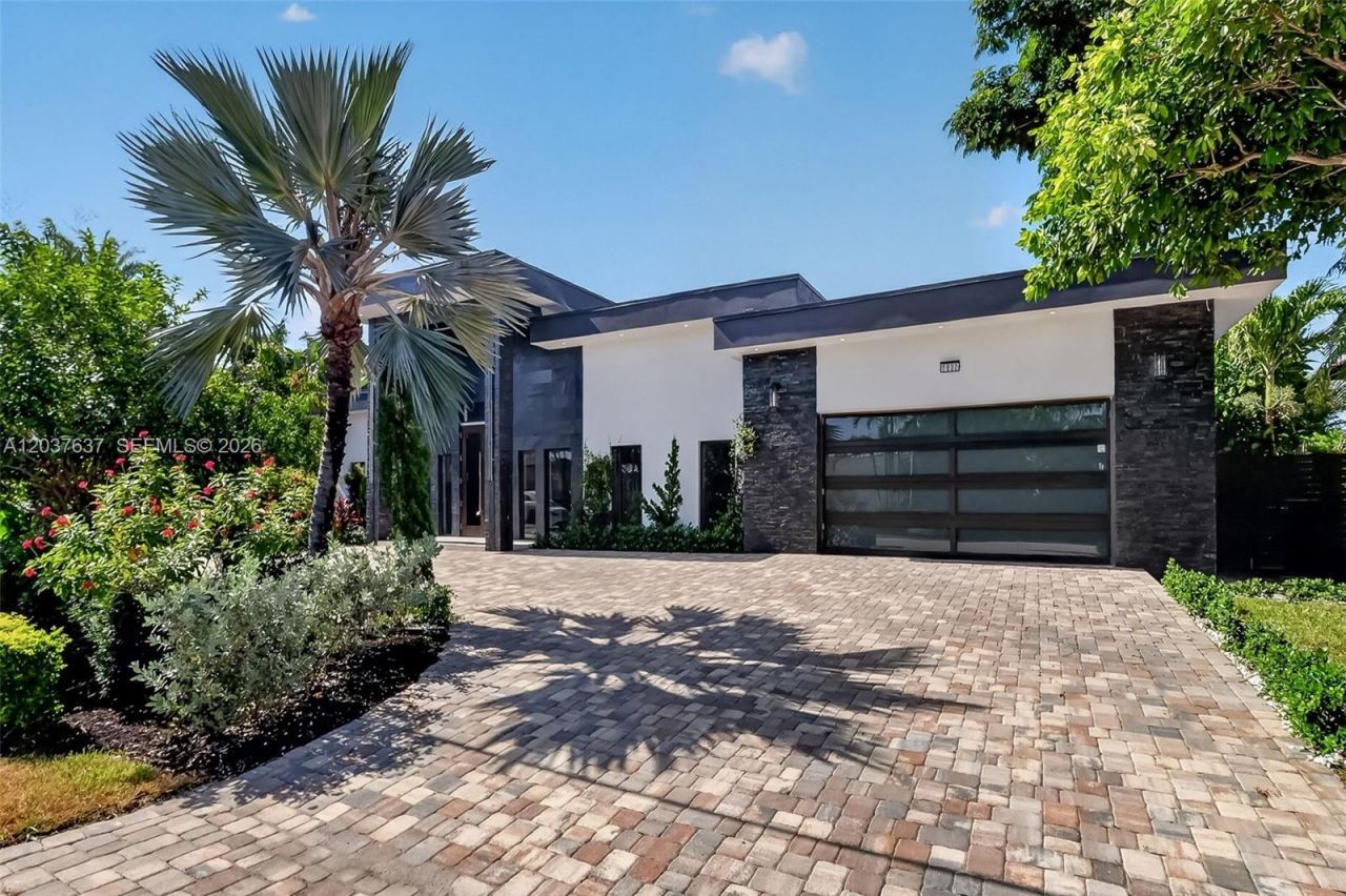 2832 NE 24th Ct , Fort Lauderdale, FL 33305 Photo
