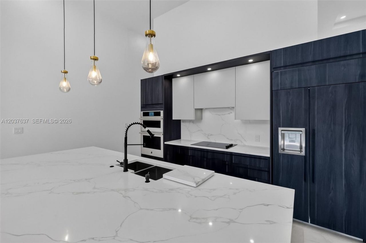 2832 NE 24th Ct , Fort Lauderdale, FL 33305 Photo