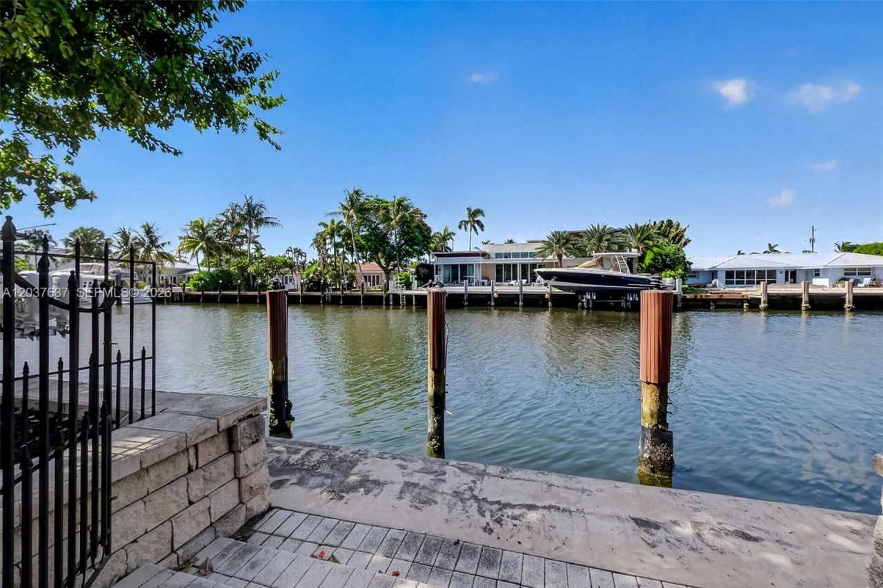 2832 NE 24th Ct , Fort Lauderdale, FL 33305 Photo