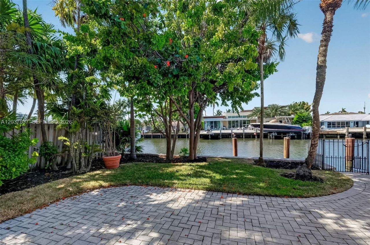 2832 NE 24th Ct , Fort Lauderdale, FL 33305 Photo