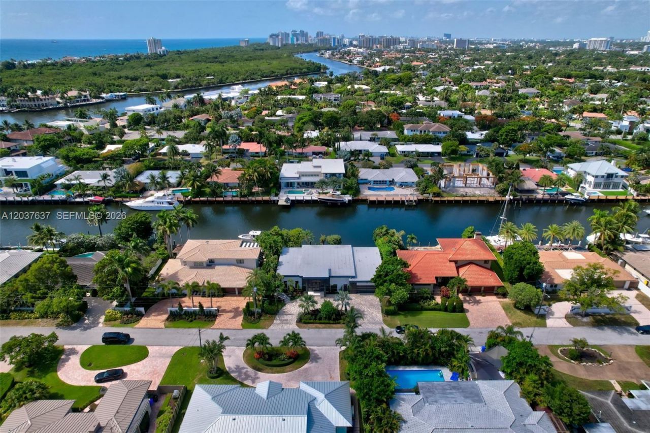 2832 NE 24th Ct , Fort Lauderdale, FL 33305 Photo
