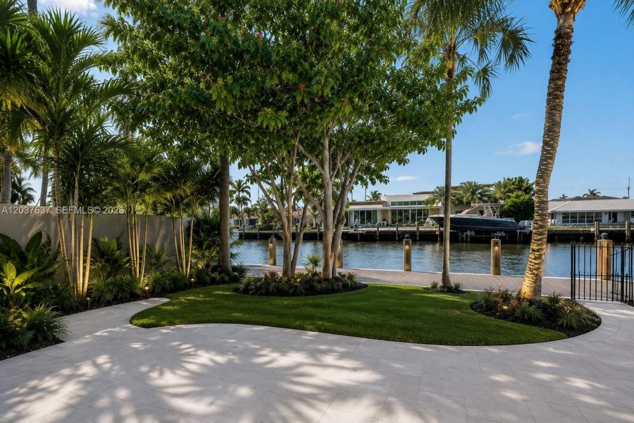 2832 NE 24th Ct , Fort Lauderdale, FL 33305 Photo