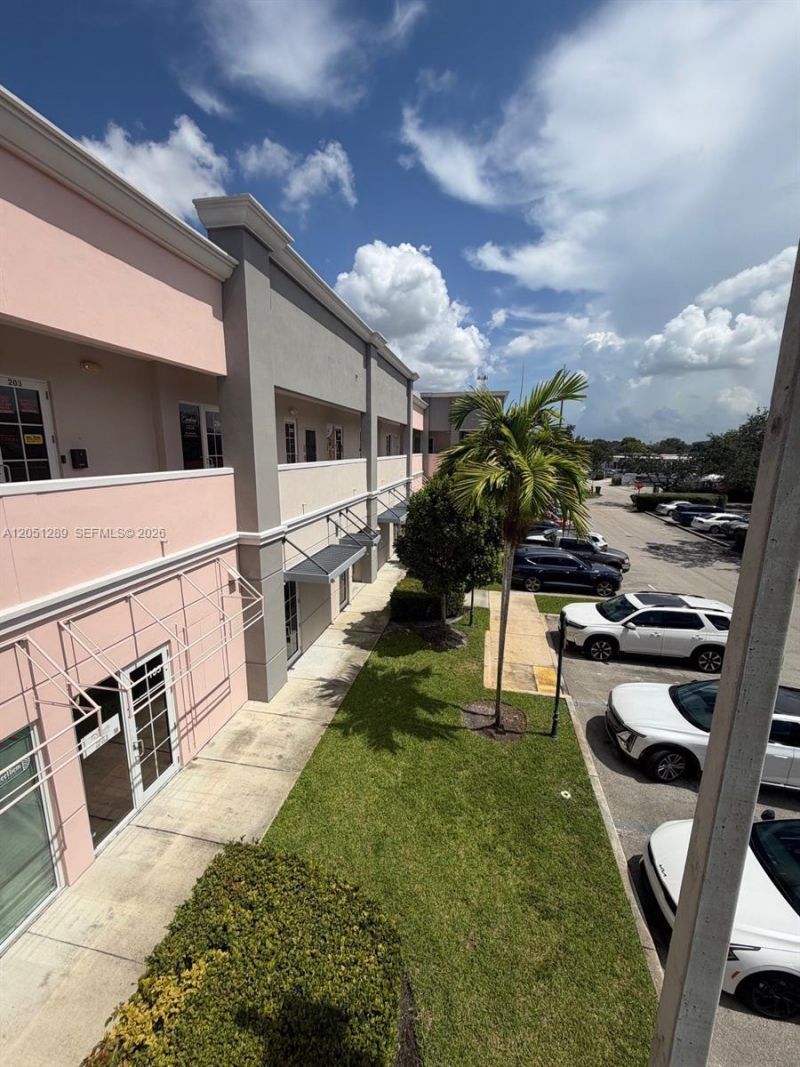 2101 SW 101st Ave, Unit 6-208, Miramar, FL 33025 Photo