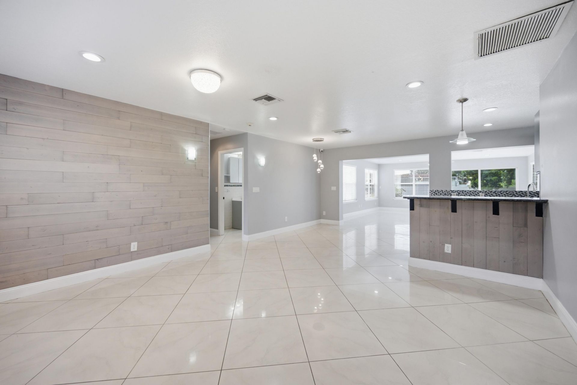 434 Australian Circle, Lake Park, FL 33403 Photo