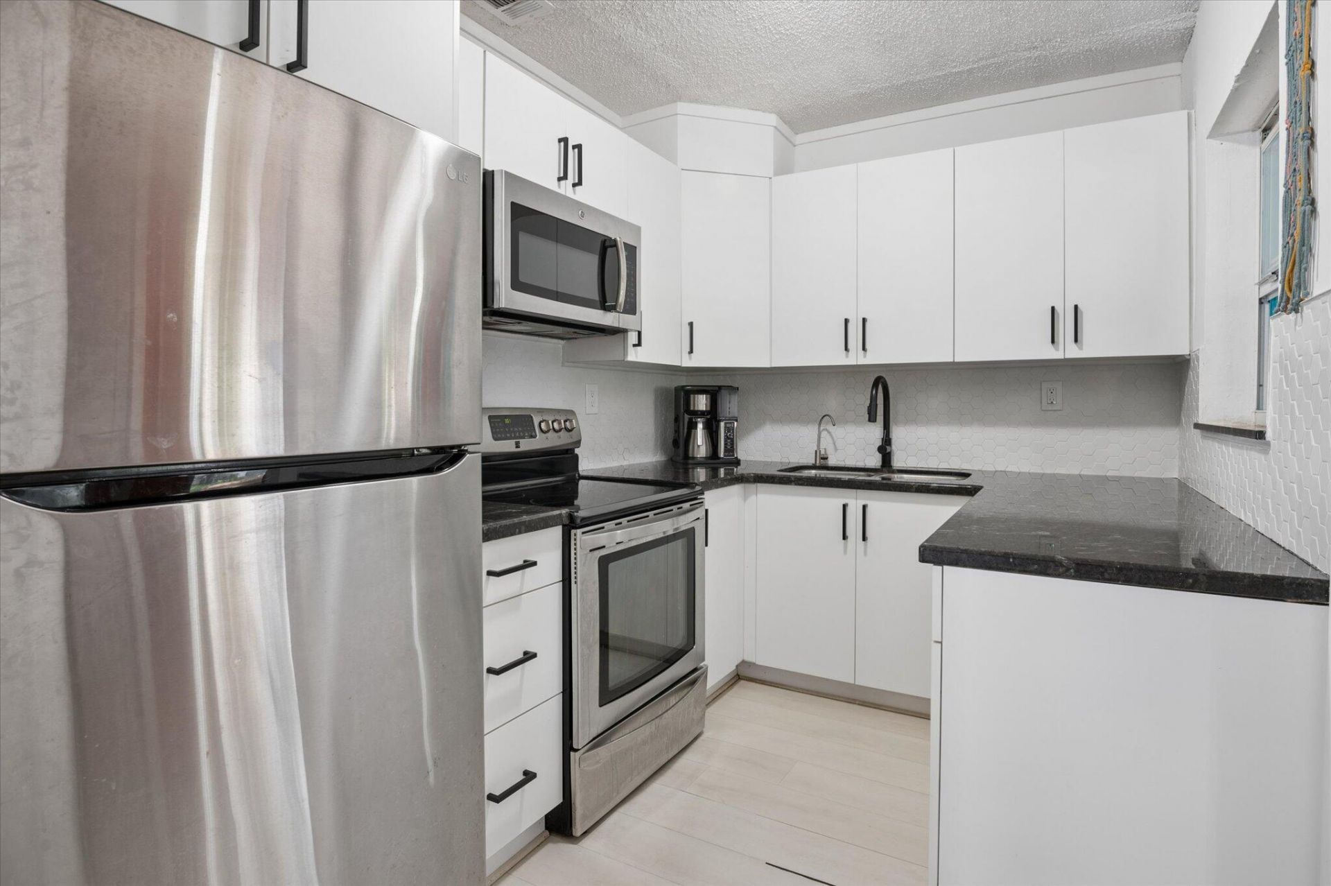 511 Carolina Avenue, Fort Lauderdale, FL 33312 Photo