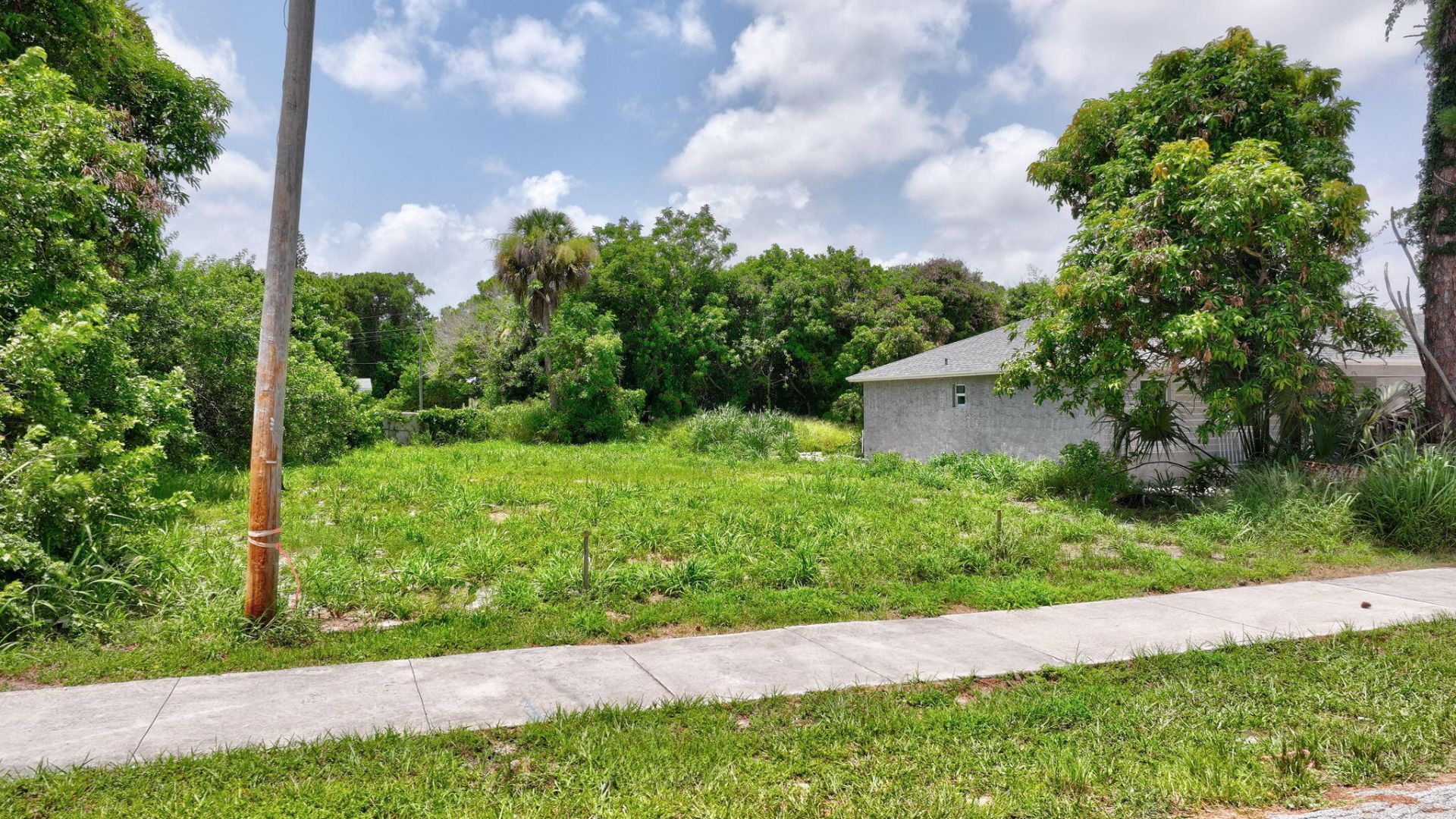 5684 SE 45th Avenue Se, Stuart, FL 34997 Photo