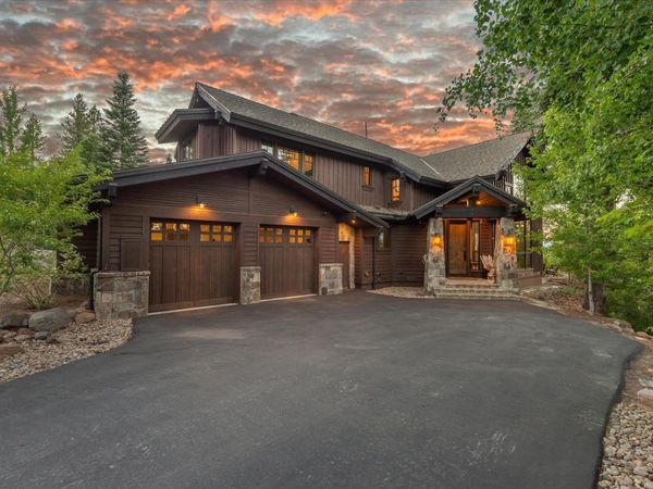 10660 Talus Court, Truckee, CA 96161