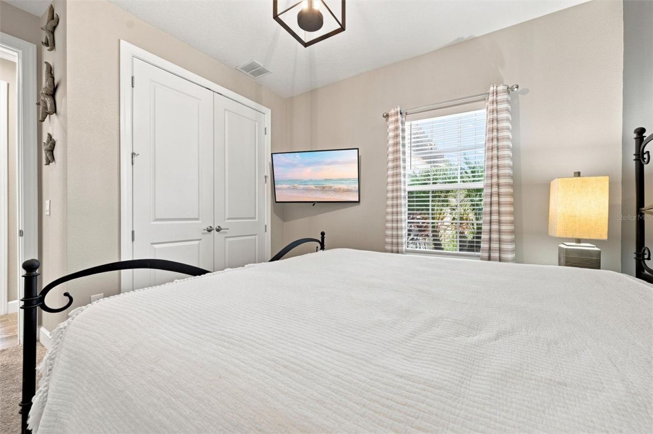11115 Devonbridge Drive , Palmetto, FL 34221 Photo