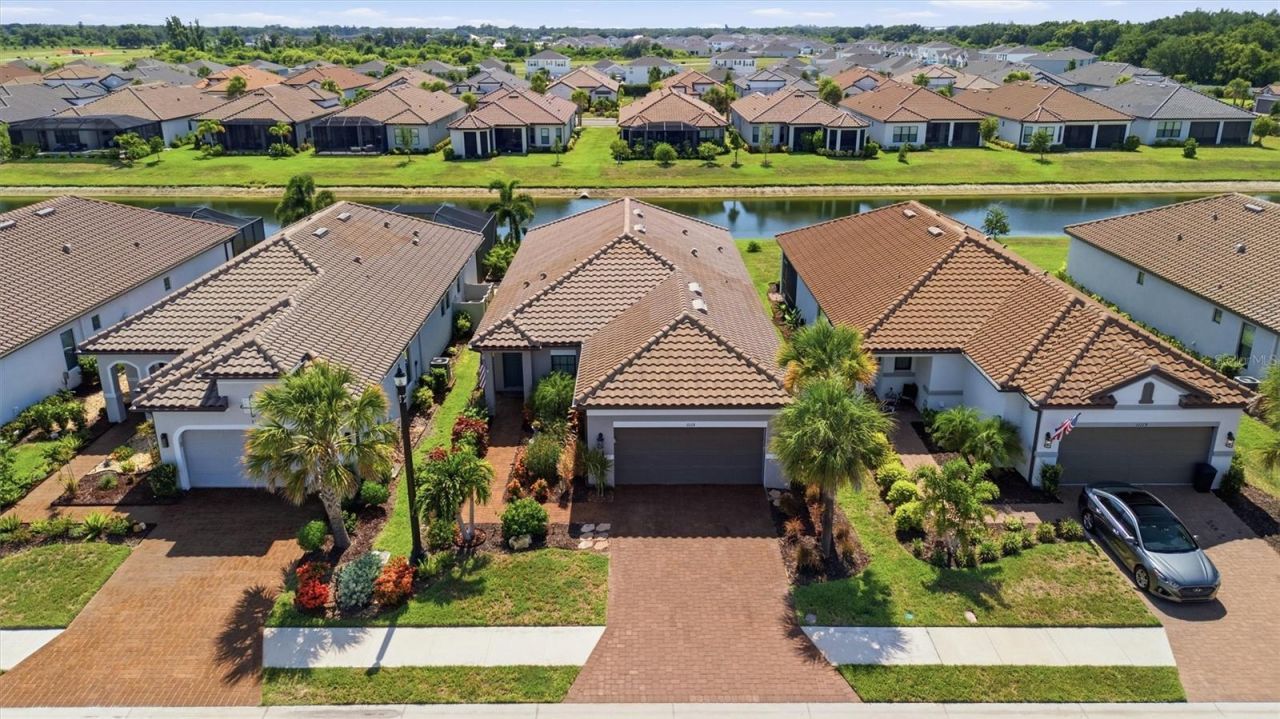 11115 Devonbridge Drive , Palmetto, FL 34221 Photo