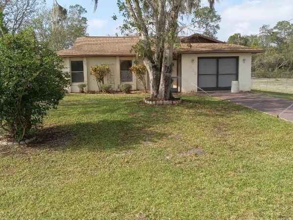 132 HALLMARK AVENUE , LAKE PLACID, FL 33852