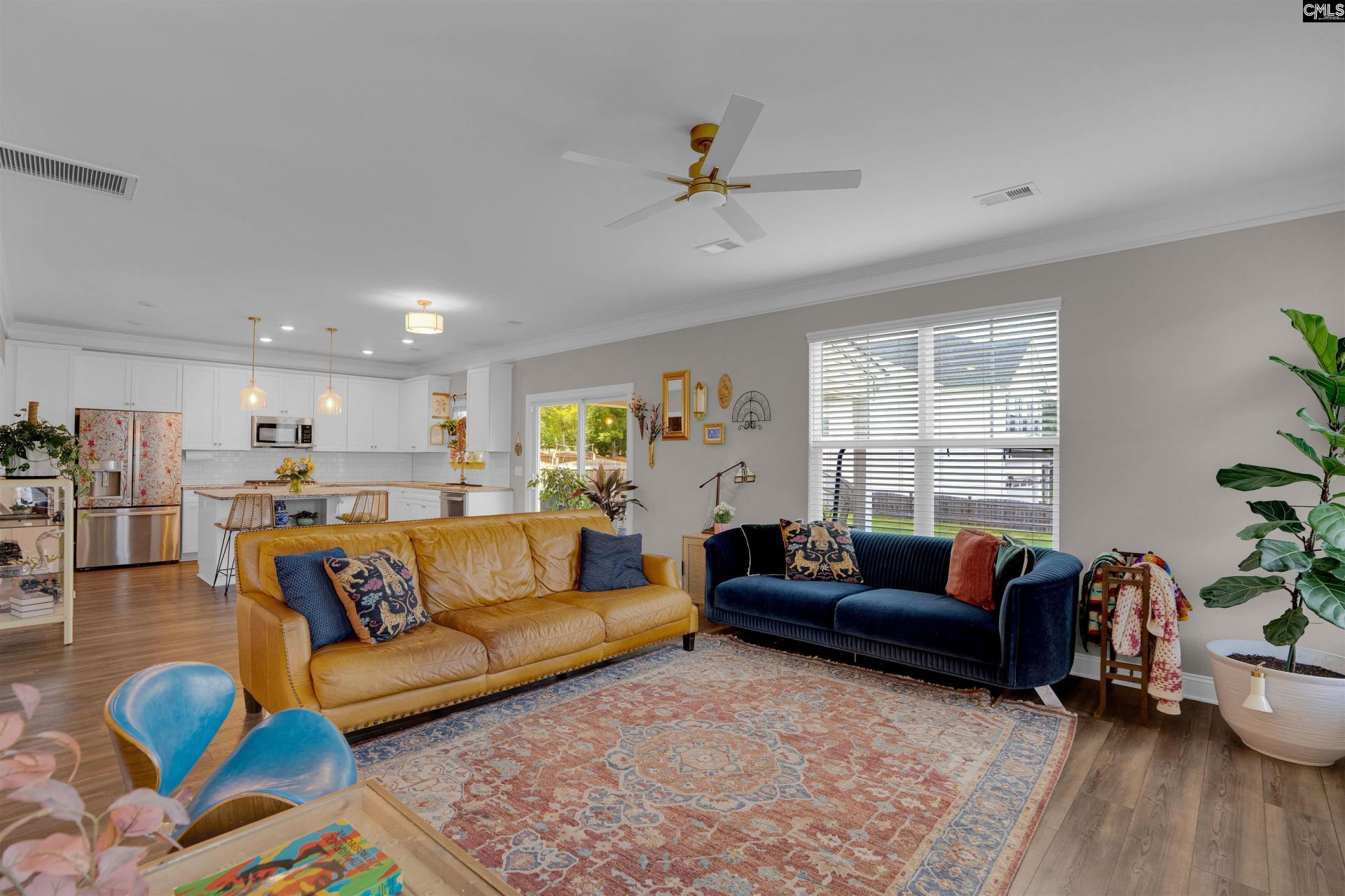 510 Palmerston Way  Photo 10