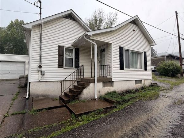 54960 Maple Avenue, Lansing, OH 43934
