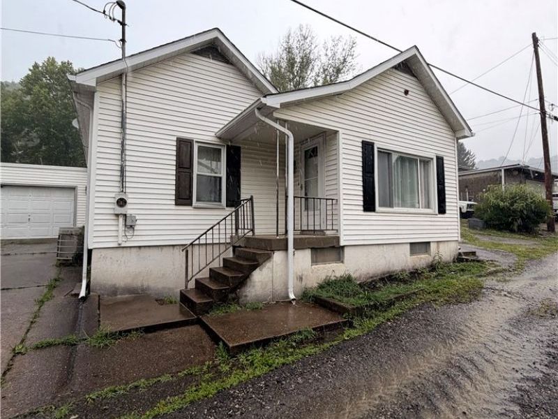 54960 Maple Avenue, Lansing, OH 43934 Photo 1