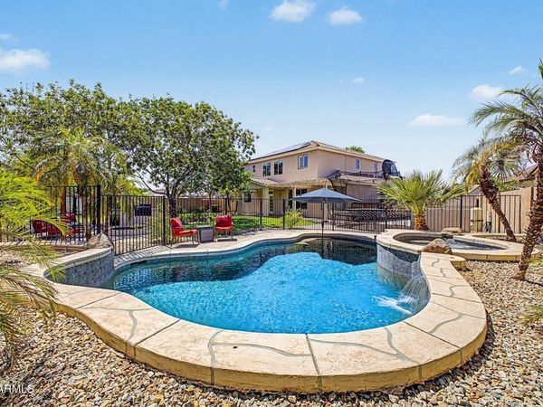1829 E BEVERLY Road, Phoenix, AZ 85042