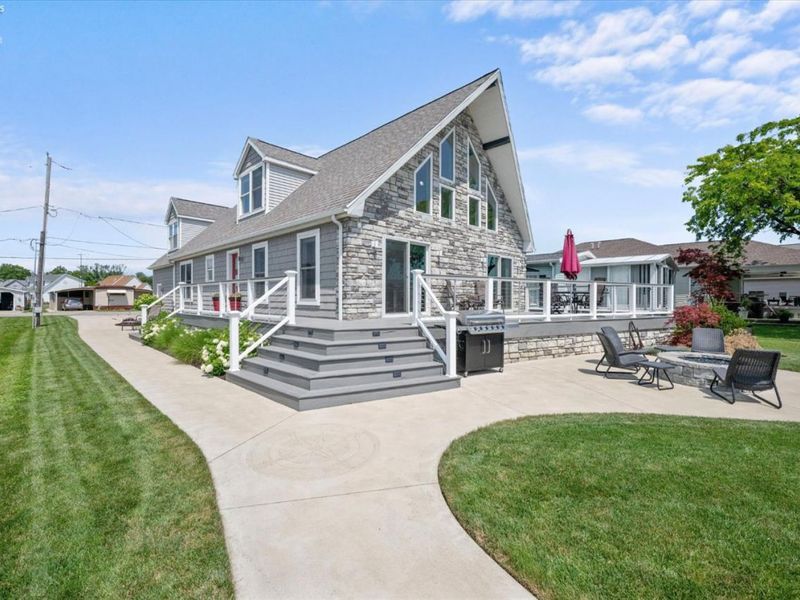 1531 N Compass Avenue, Port Clinton, OH 43452 Photo 3